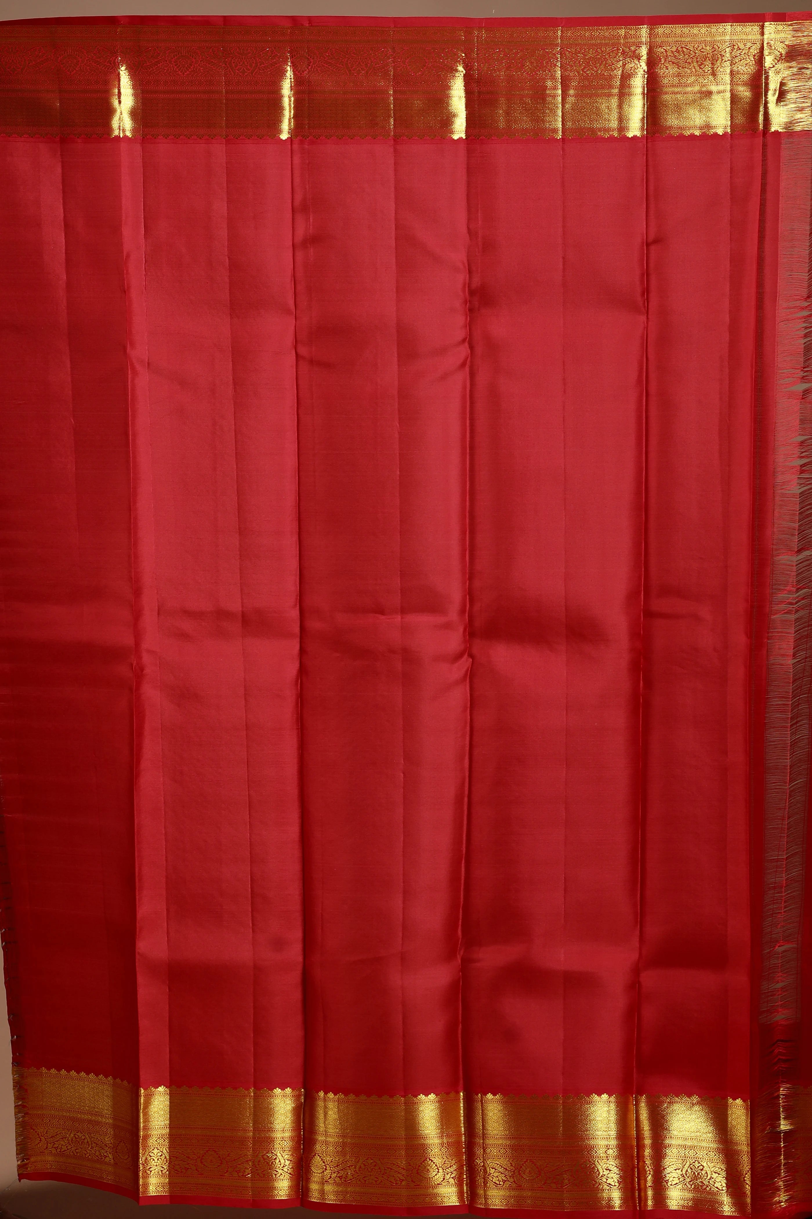 Red Silk Kanjivaram Saree with Blouse Piece