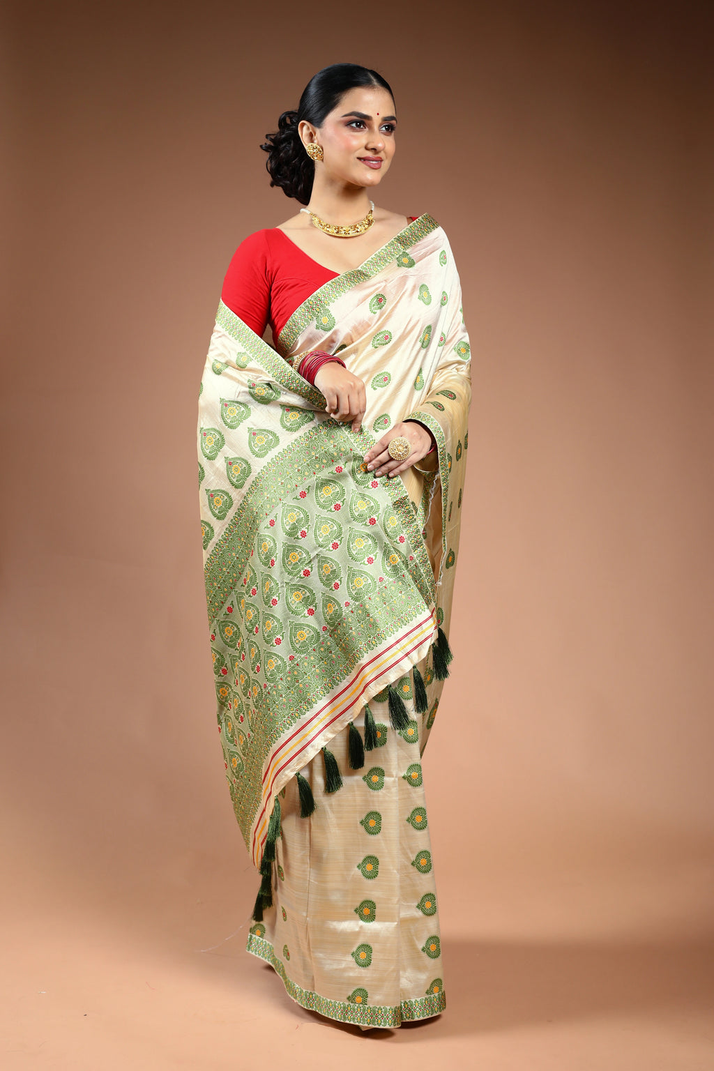 Offwhite Olive Green Semi Assam Silk Saree with Blouse Piece