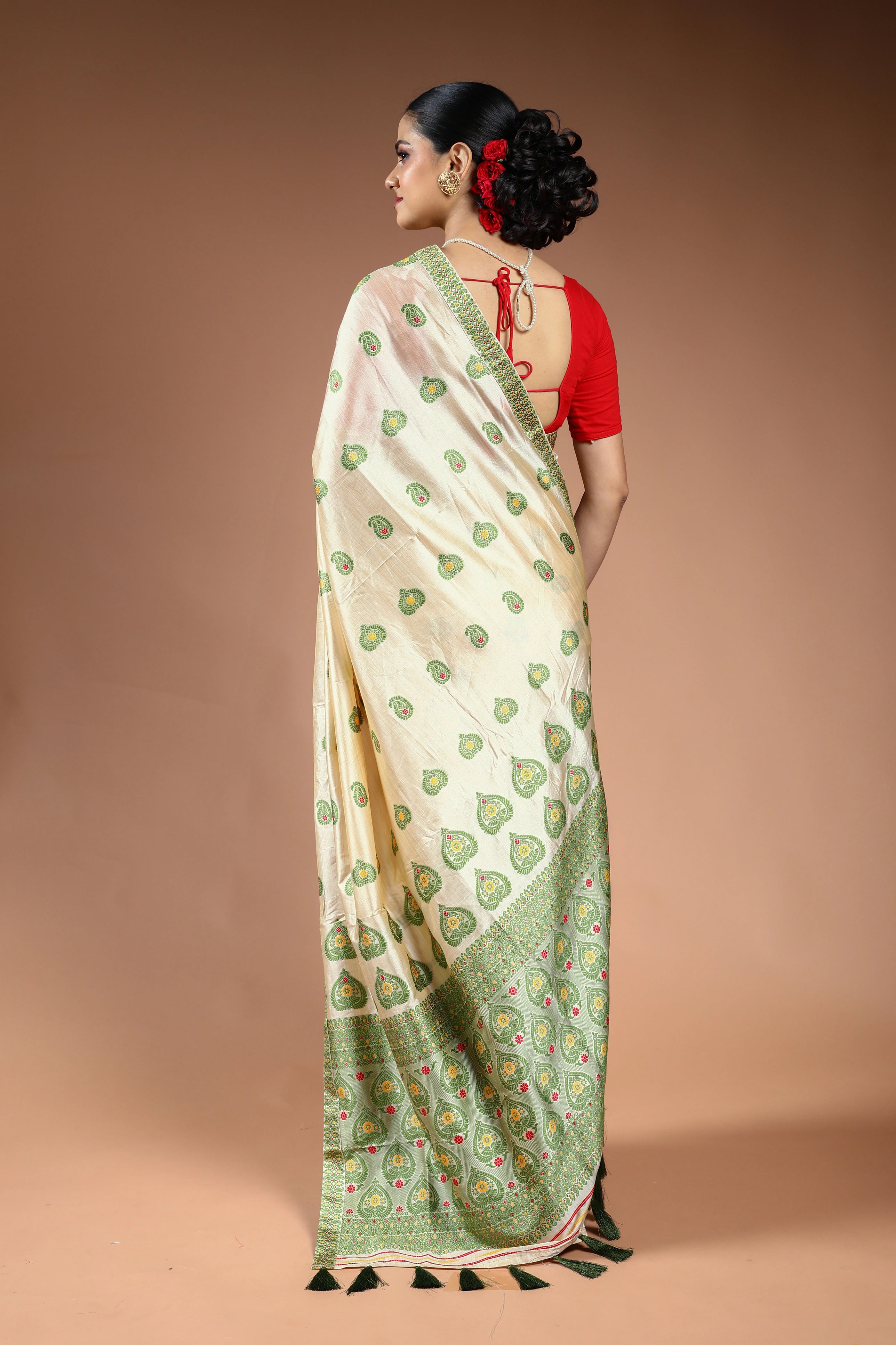 Offwhite Olive Green Semi Assam Silk Saree with Blouse Piece