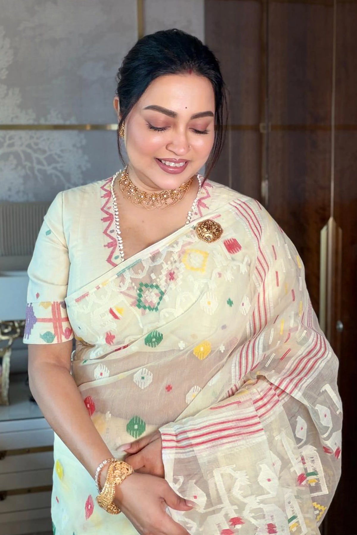 Offwhite Jamdani  Saree with Blouse Piece