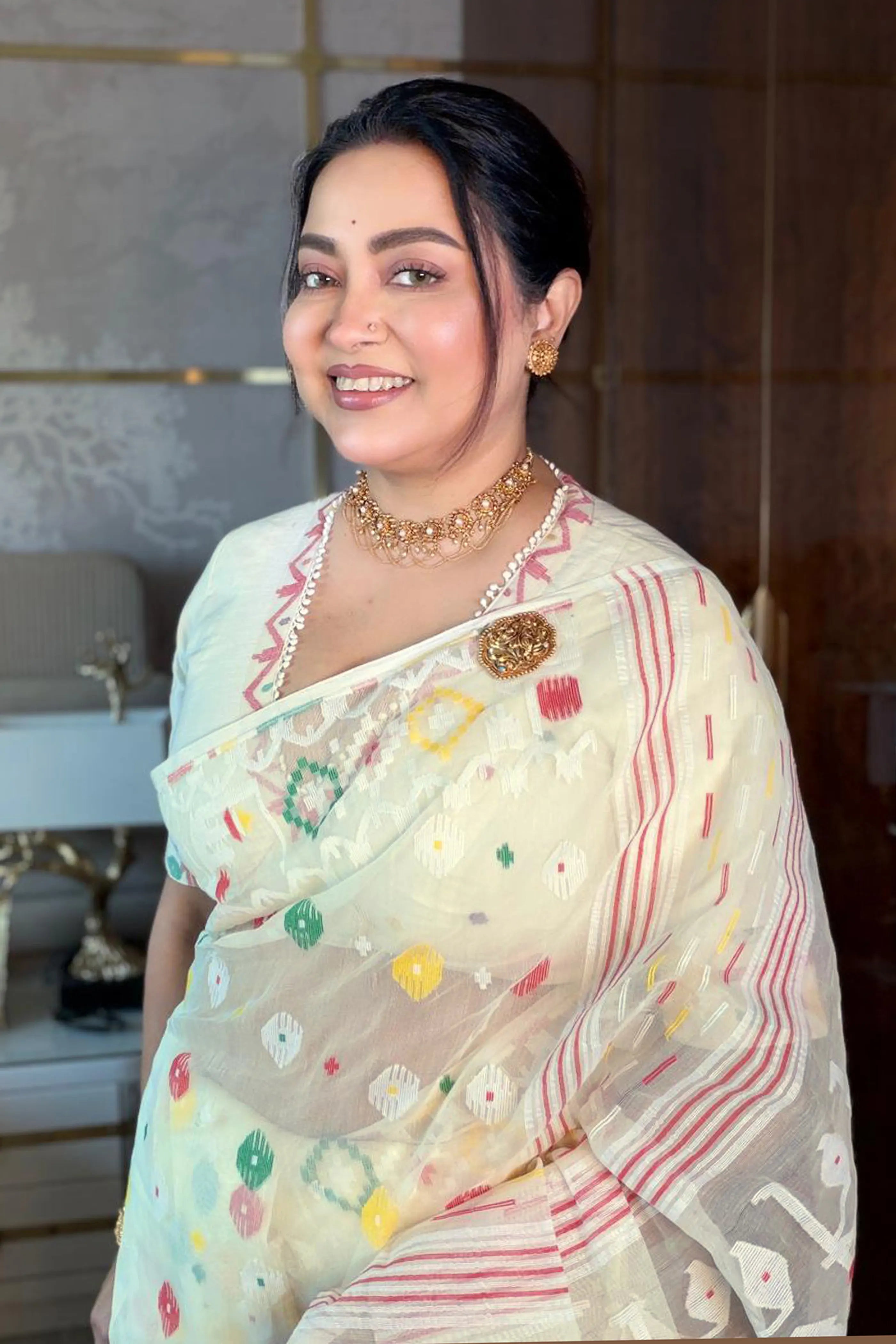 Offwhite Jamdani  Saree with Blouse Piece