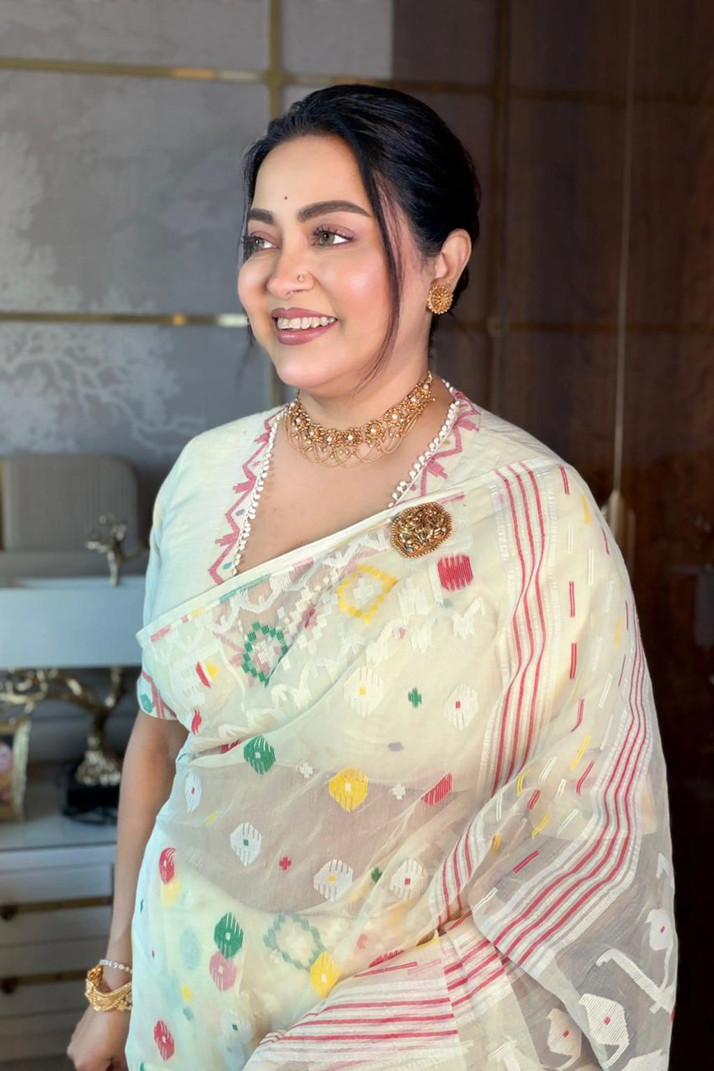 Offwhite Jamdani  Saree with Blouse Piece