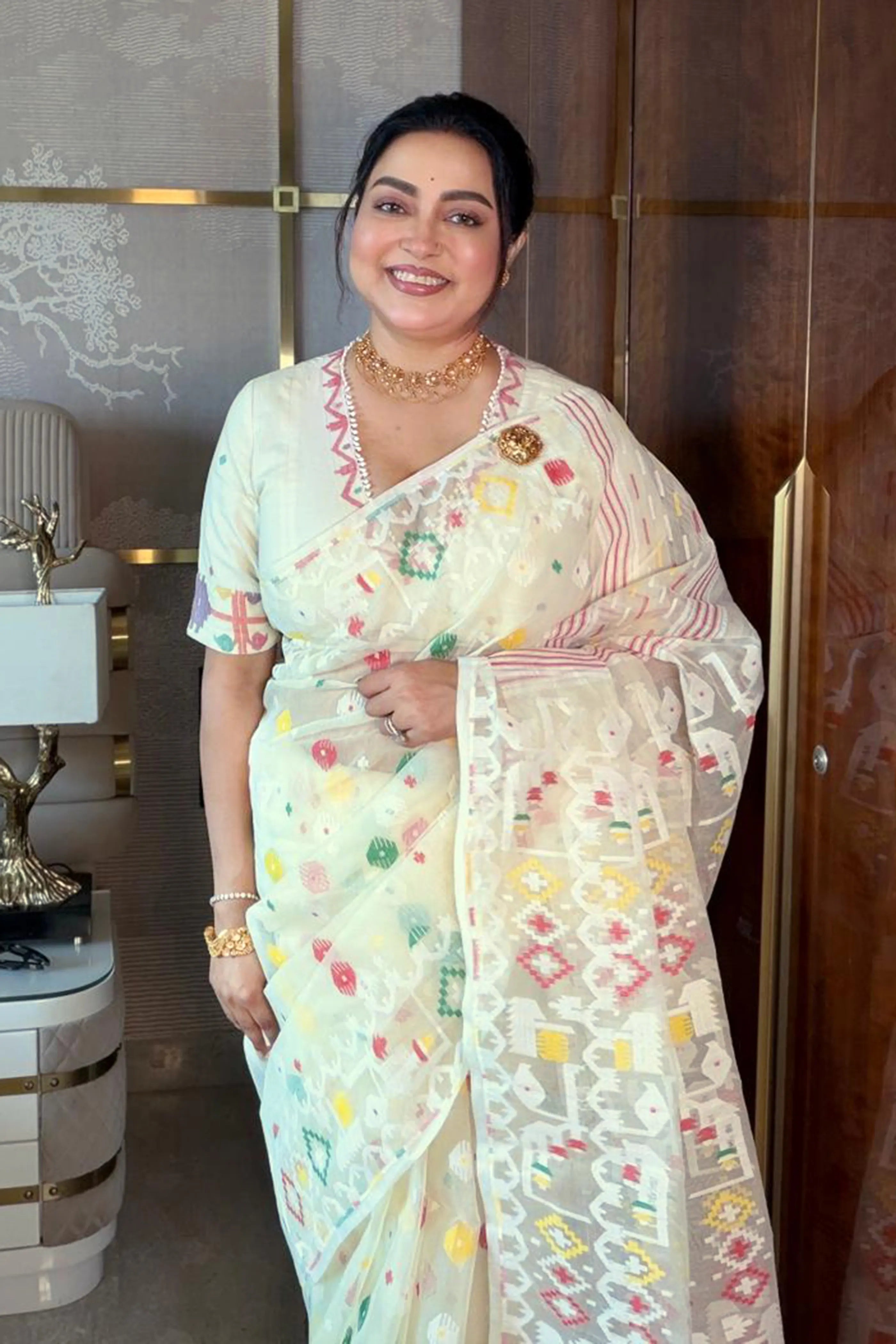 Offwhite Jamdani  Saree with Blouse Piece