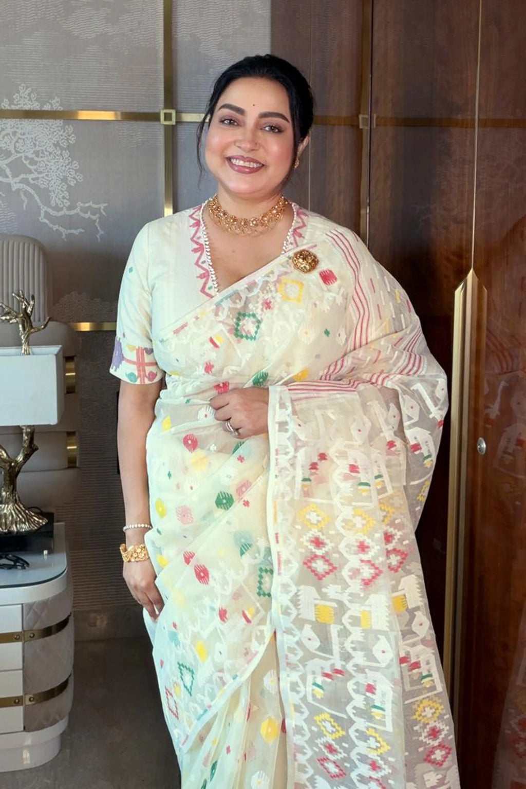 Offwhite Jamdani  Saree with Blouse Piece