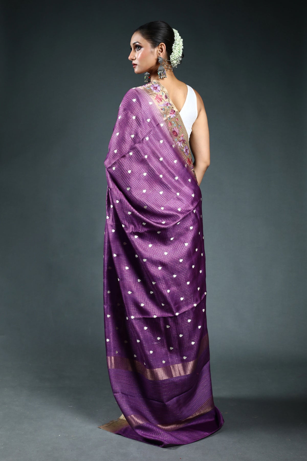 EBS240B4 - Linen Silk Saree Purple - fabric detail
