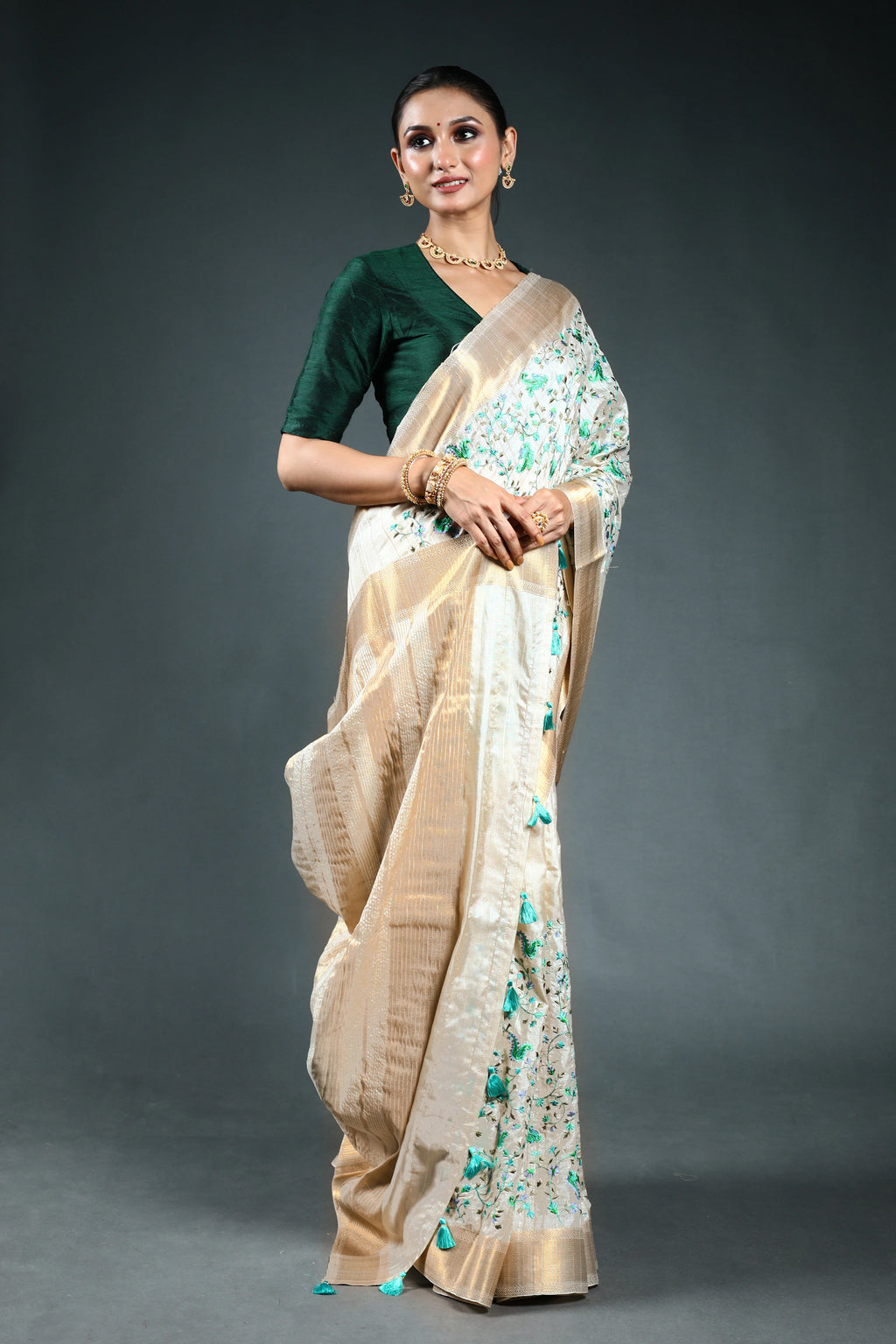 EBS243B4 - Silk Saree Offwhite - detail