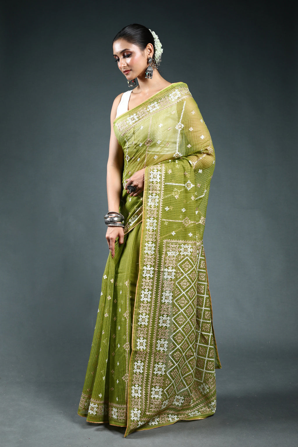 EBS252B4 Mehendi Green