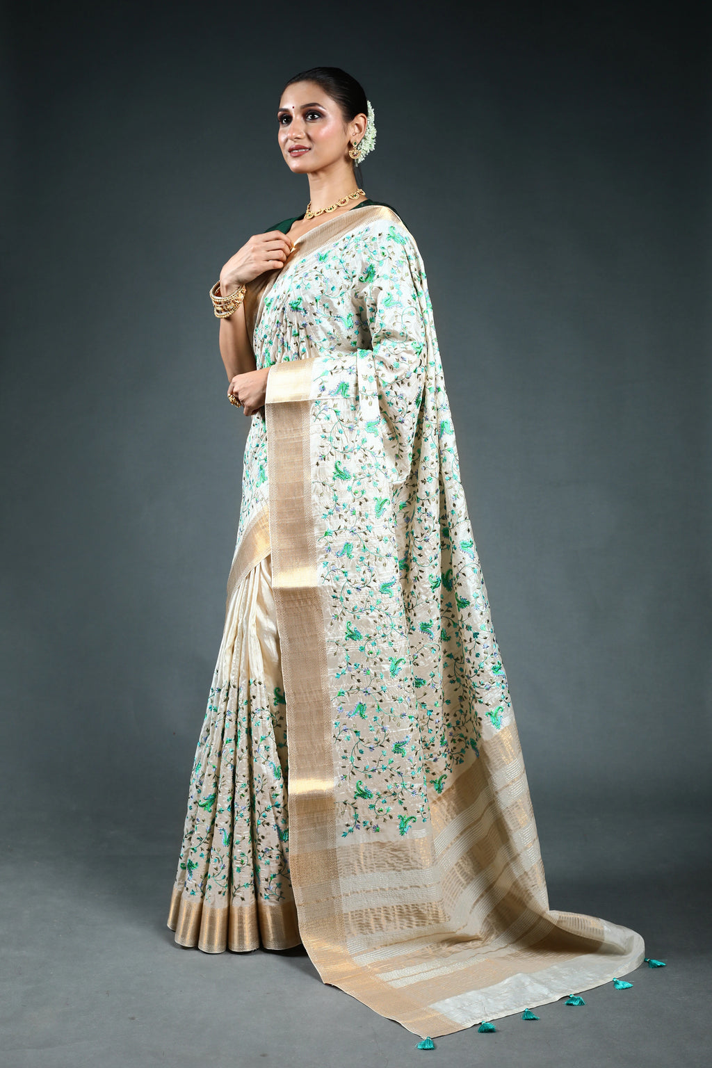 EBS243B4 - Silk Saree Offwhite - blouse