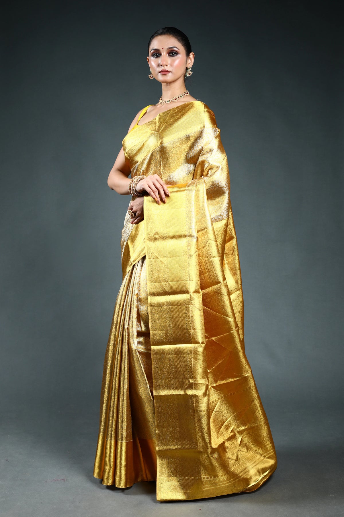 EBS293B4 Golden Yellow